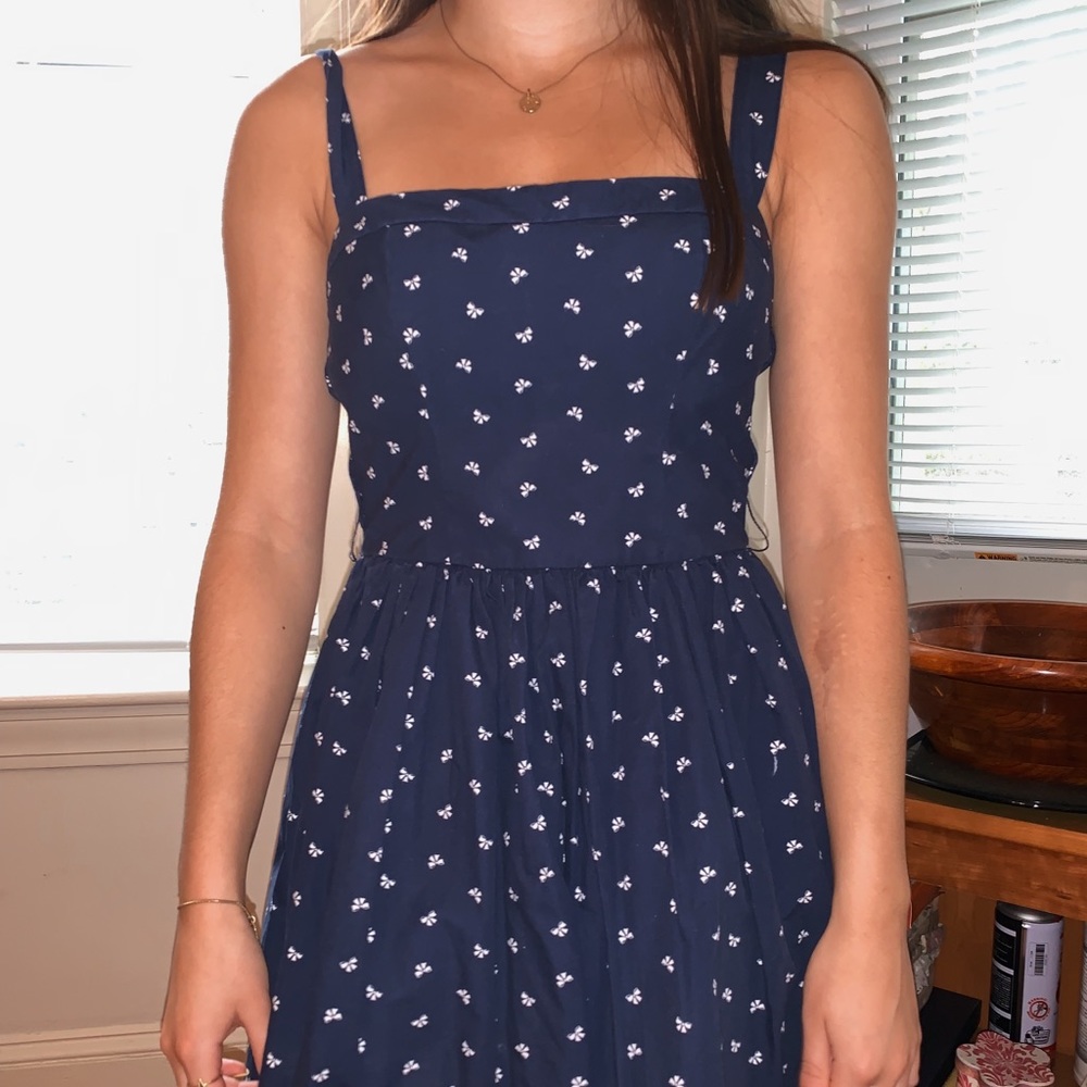 PRICE DROP: Abercrombie Navy and White Bow Dress